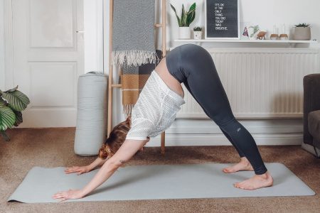 Online_Yoga_Downdog-min-landscape Online_Yoga_Downdog-min-landscape